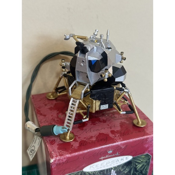 Hallmark Keepsake Apollo Lunar‎ Module - Picture 5 of 5